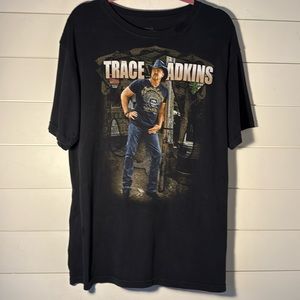 TRACE ADKINS Unisex Size L (more Woman XL?) 2014 TOUR T SHIRT